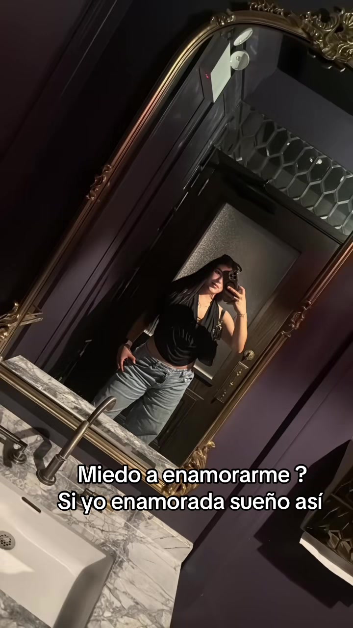 @🫧👧🏻