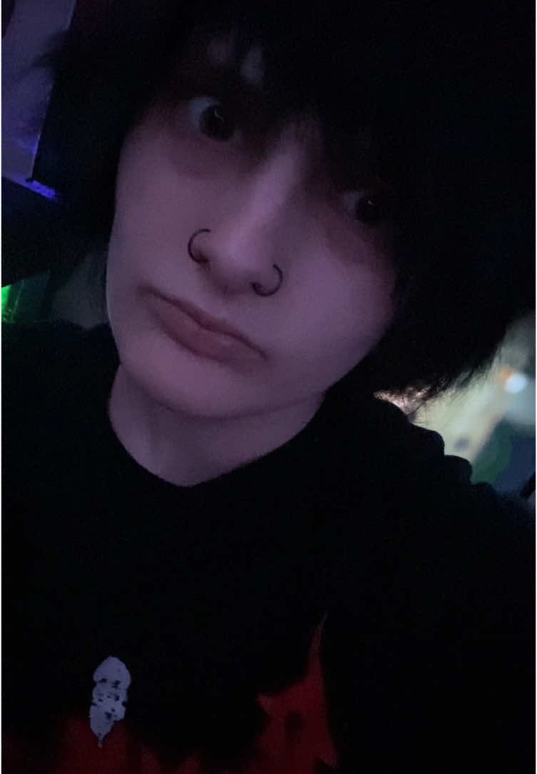 @øwen ⊬🦇
