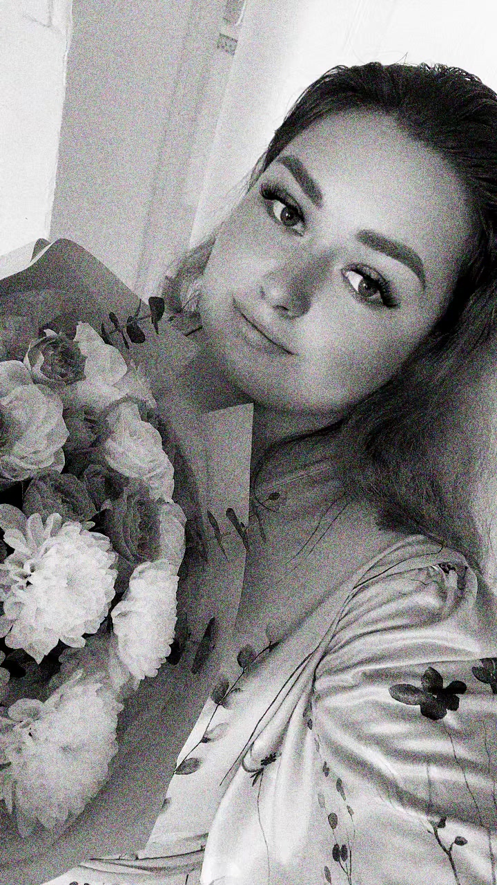 @Eseniya🖤
