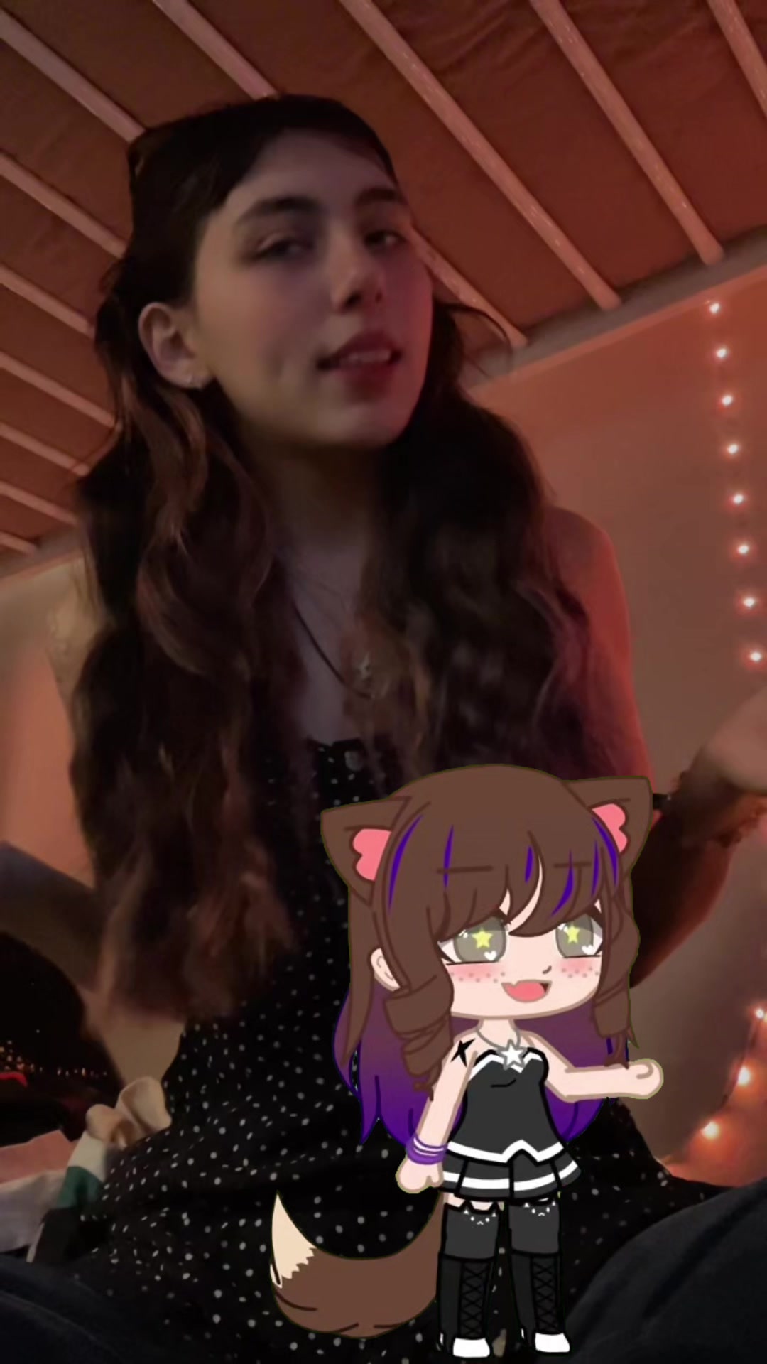 @<3 :}