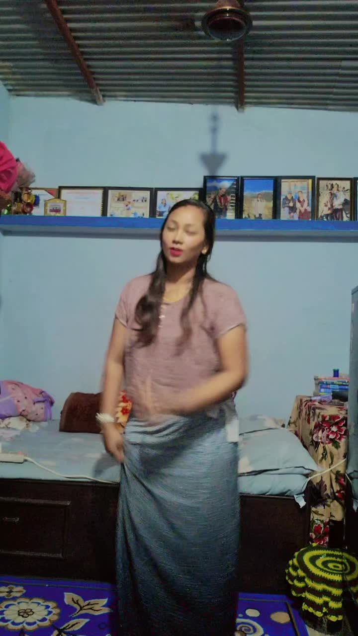 @मुना श्रेष्ठ