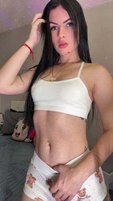 @Laritza25_oficial