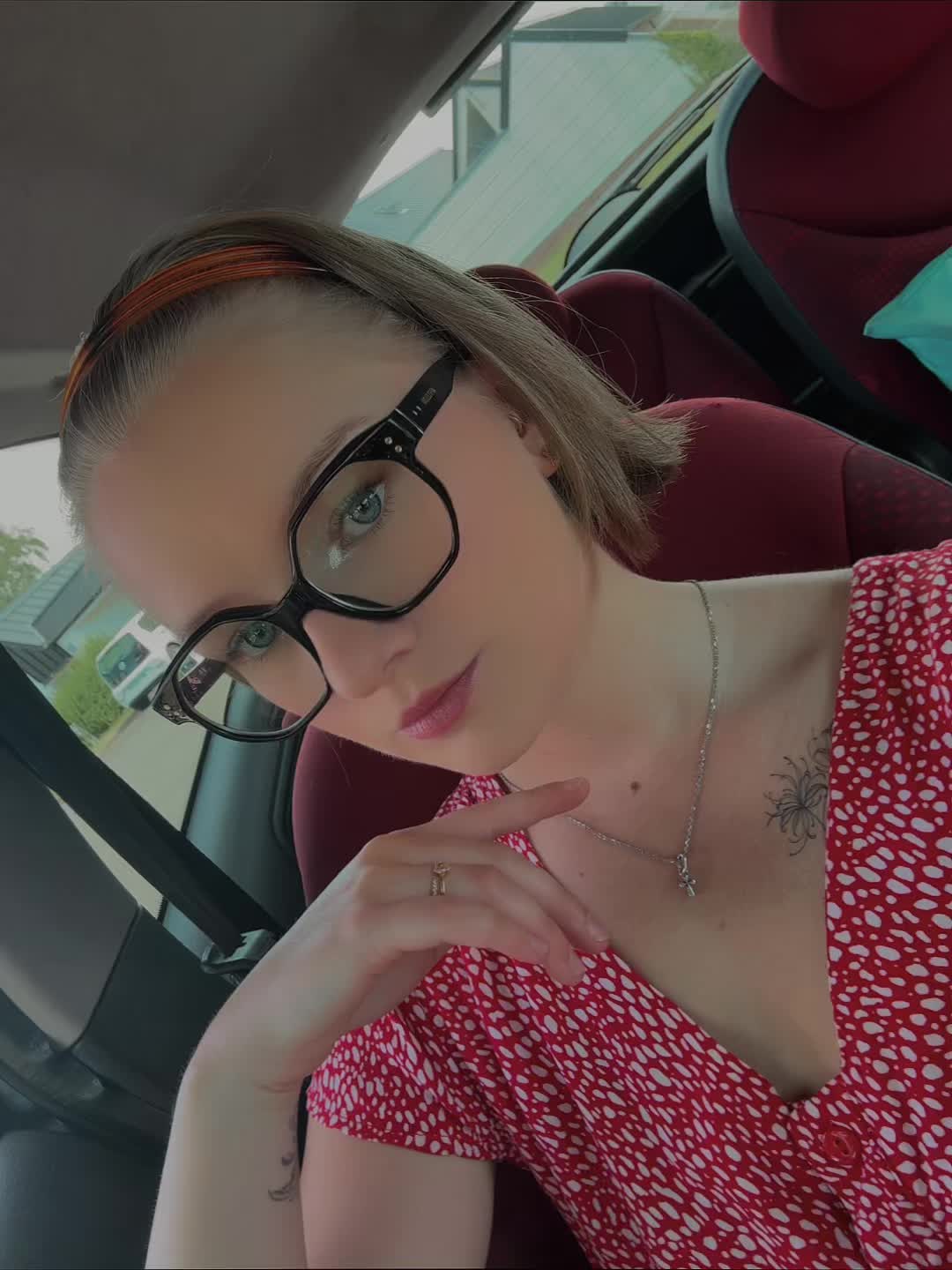 @Jade