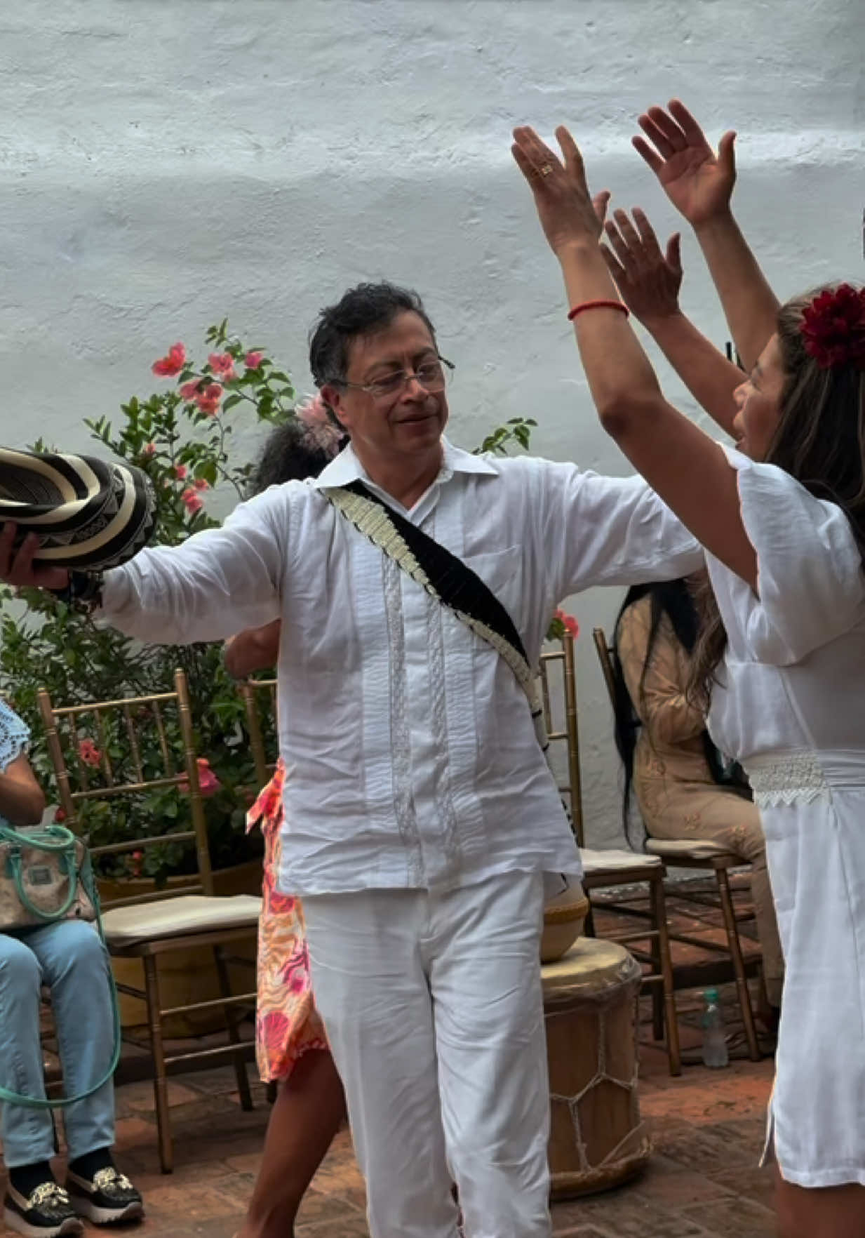 @Gustavo Petro