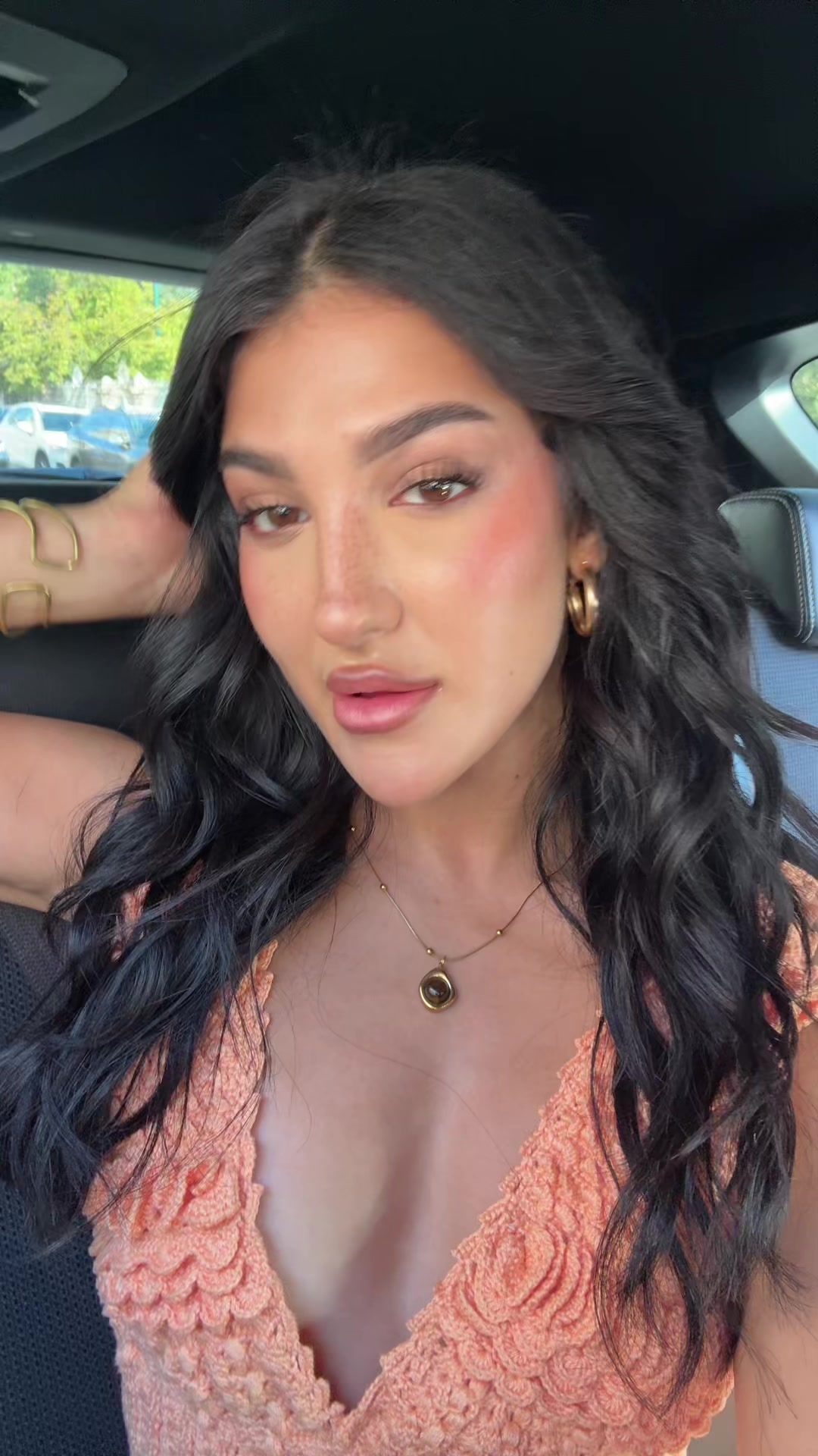 @elenaforfriends