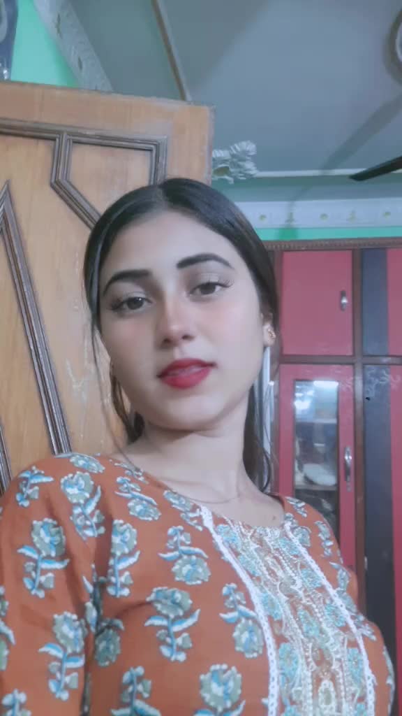 @❤Chandani sarraf❤
