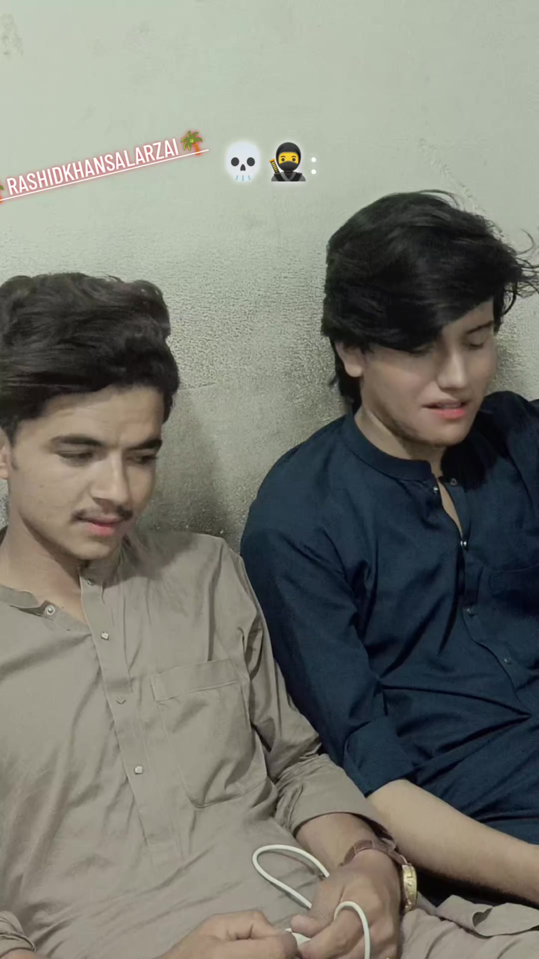 @🖤 غنم رنگ حلک با جو ڑ ی 🖤