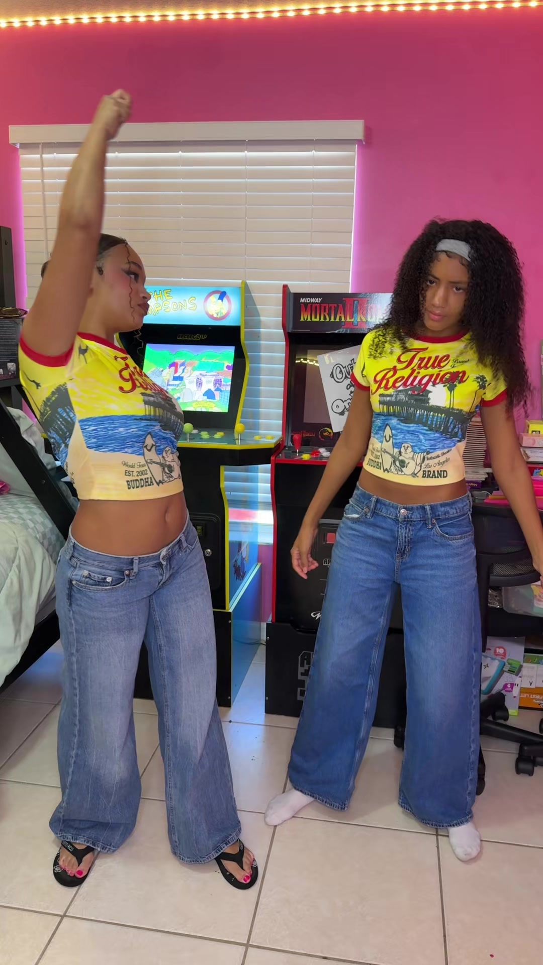 @DemDaddysGirls4
