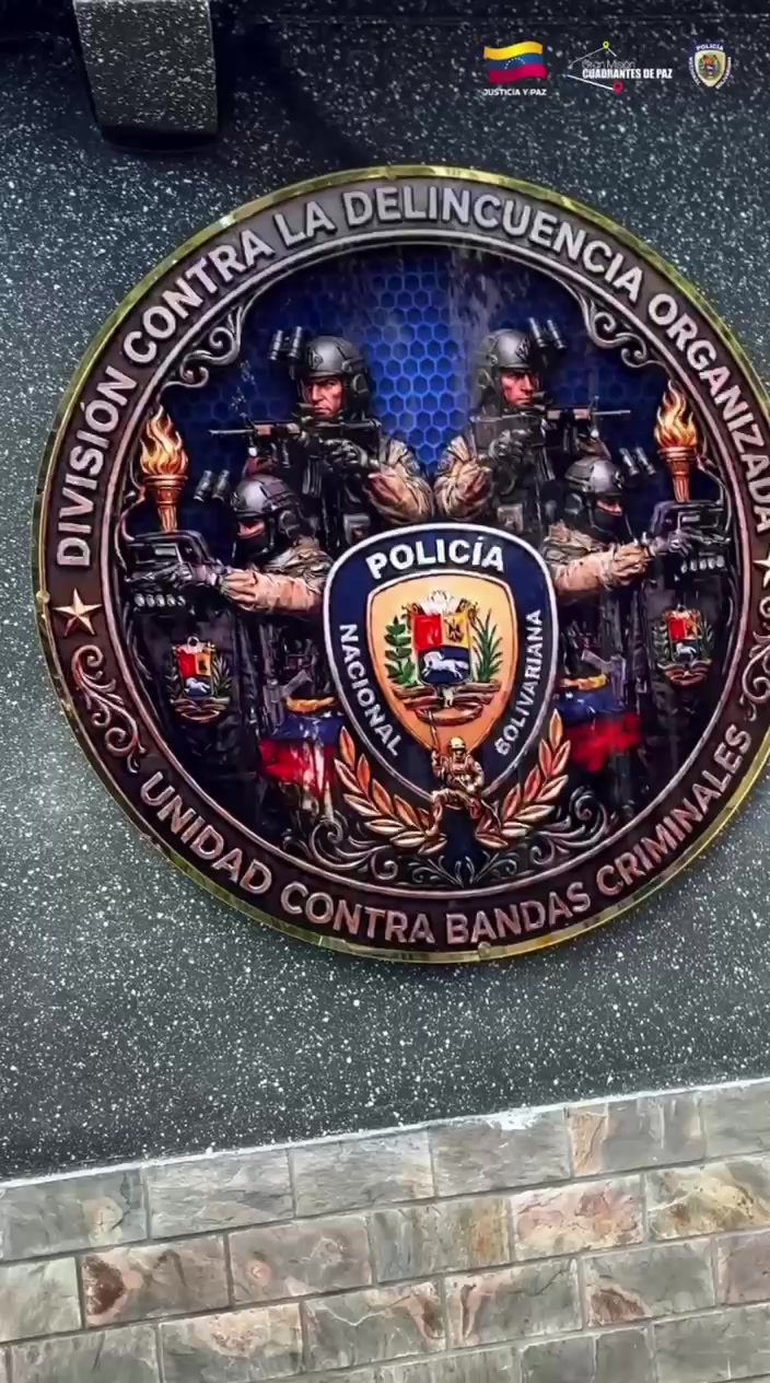 @Unidad Contra Bandas