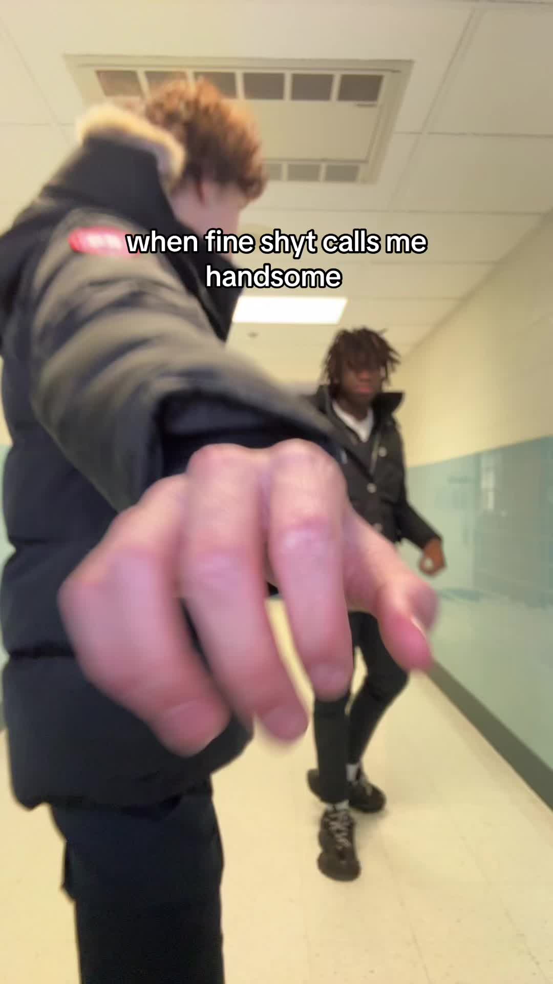@️