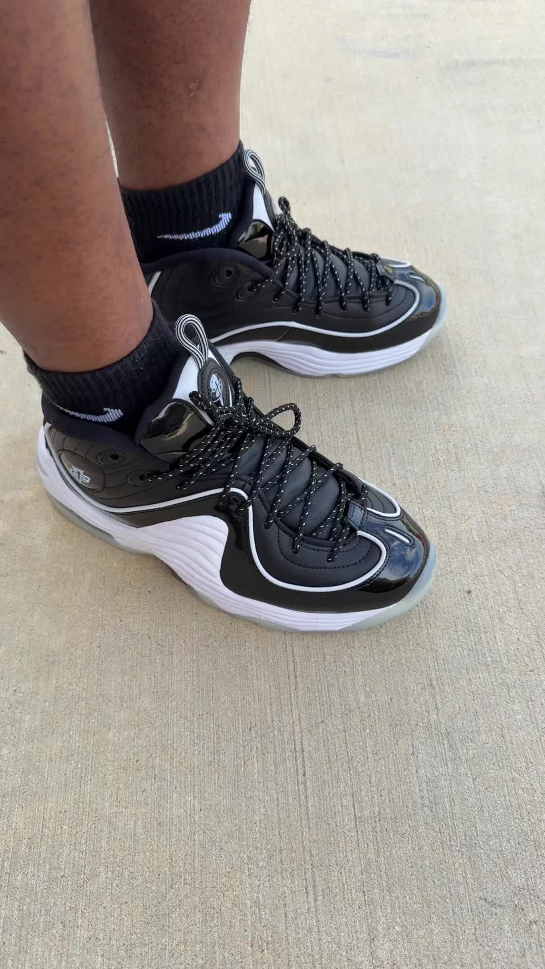 @jaymuney_lovesneakers