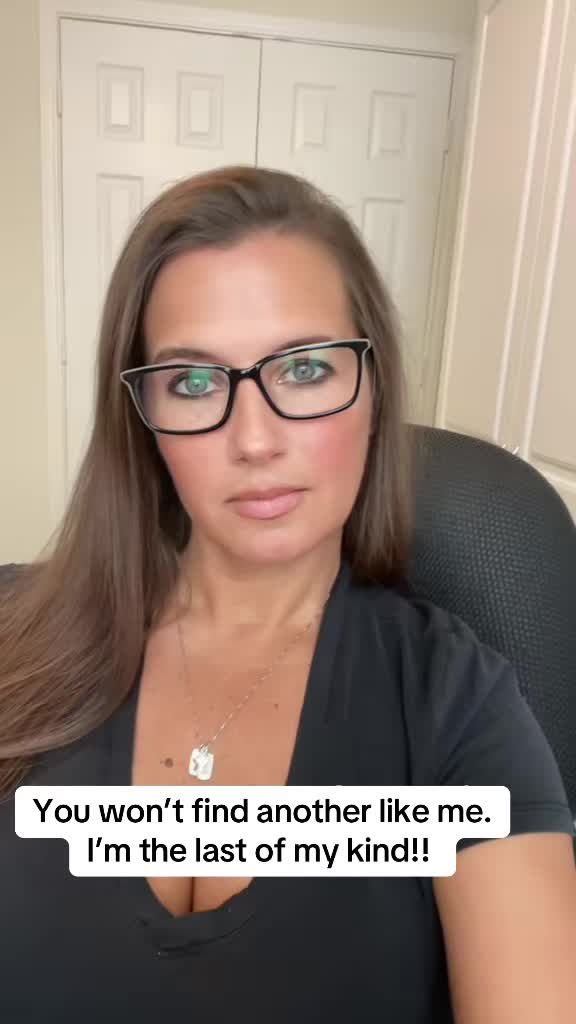 @Sweet_Texas_Bee