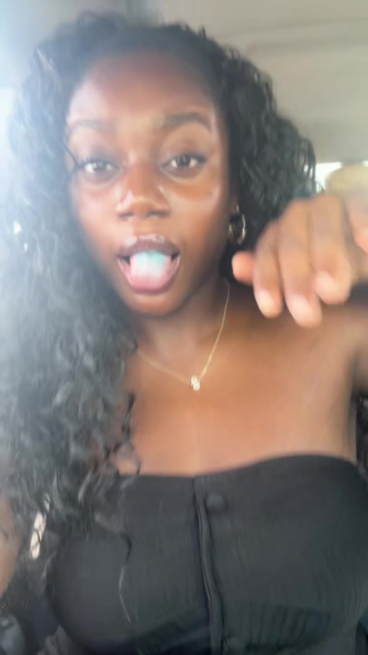@renabenamiss20