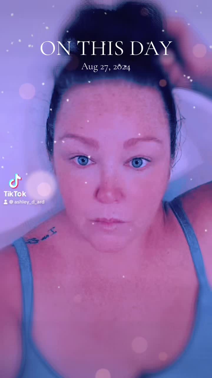 @ASHLEY_D