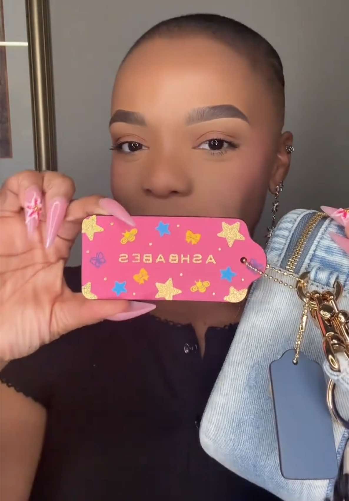 @Ash💋