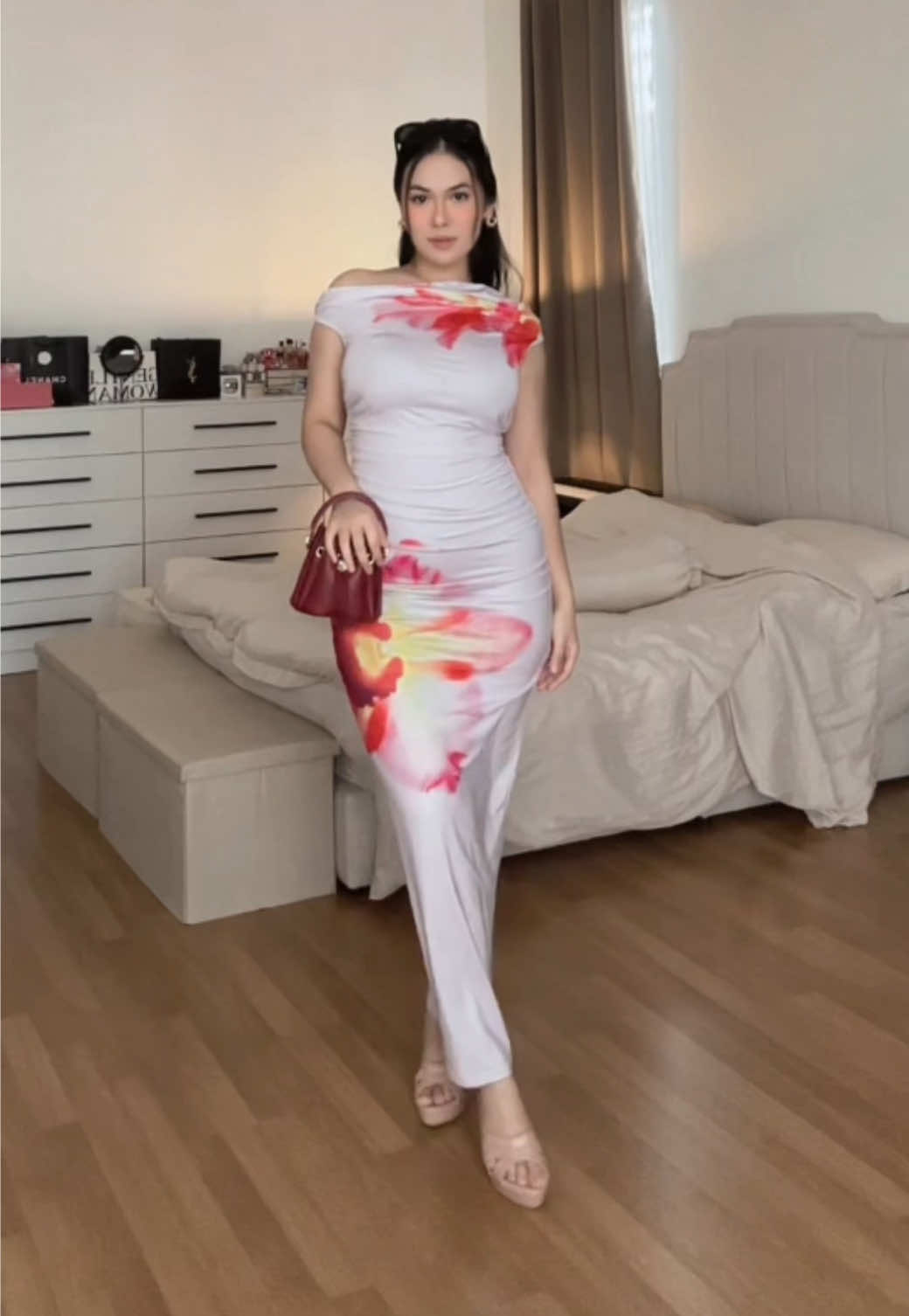 @Debvchi