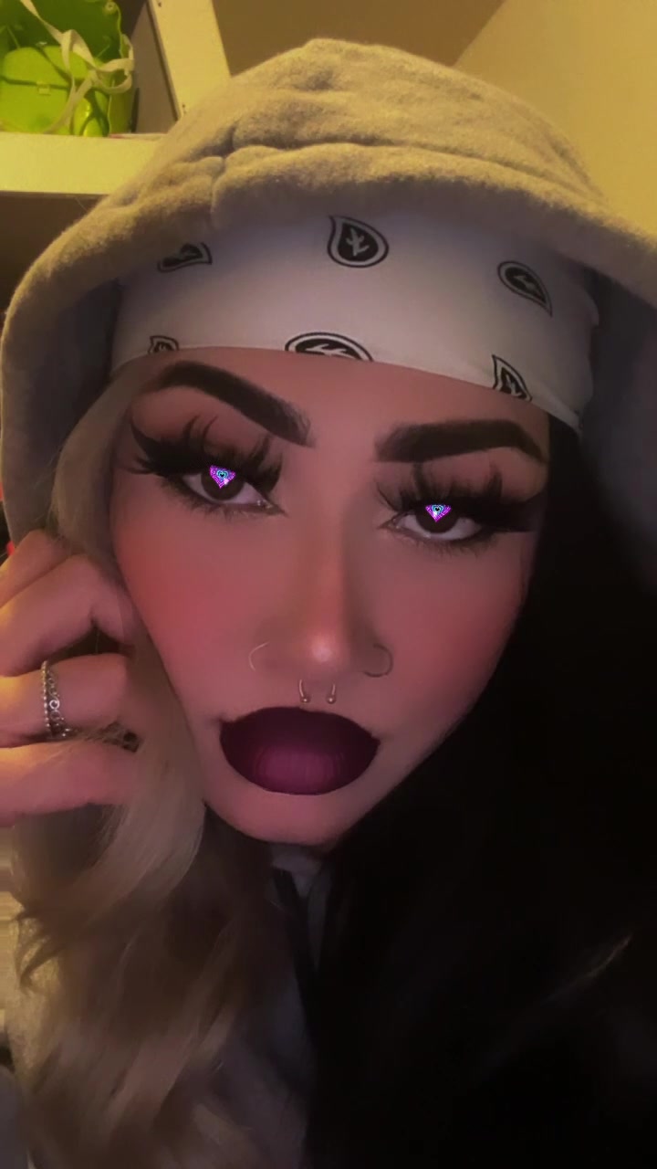 @Lexiee