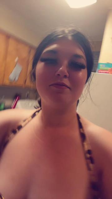 @🌪️𝓟𝓡𝓔𝓣𝓣𝓨 𝓚𝓐𝓨❤️🤑