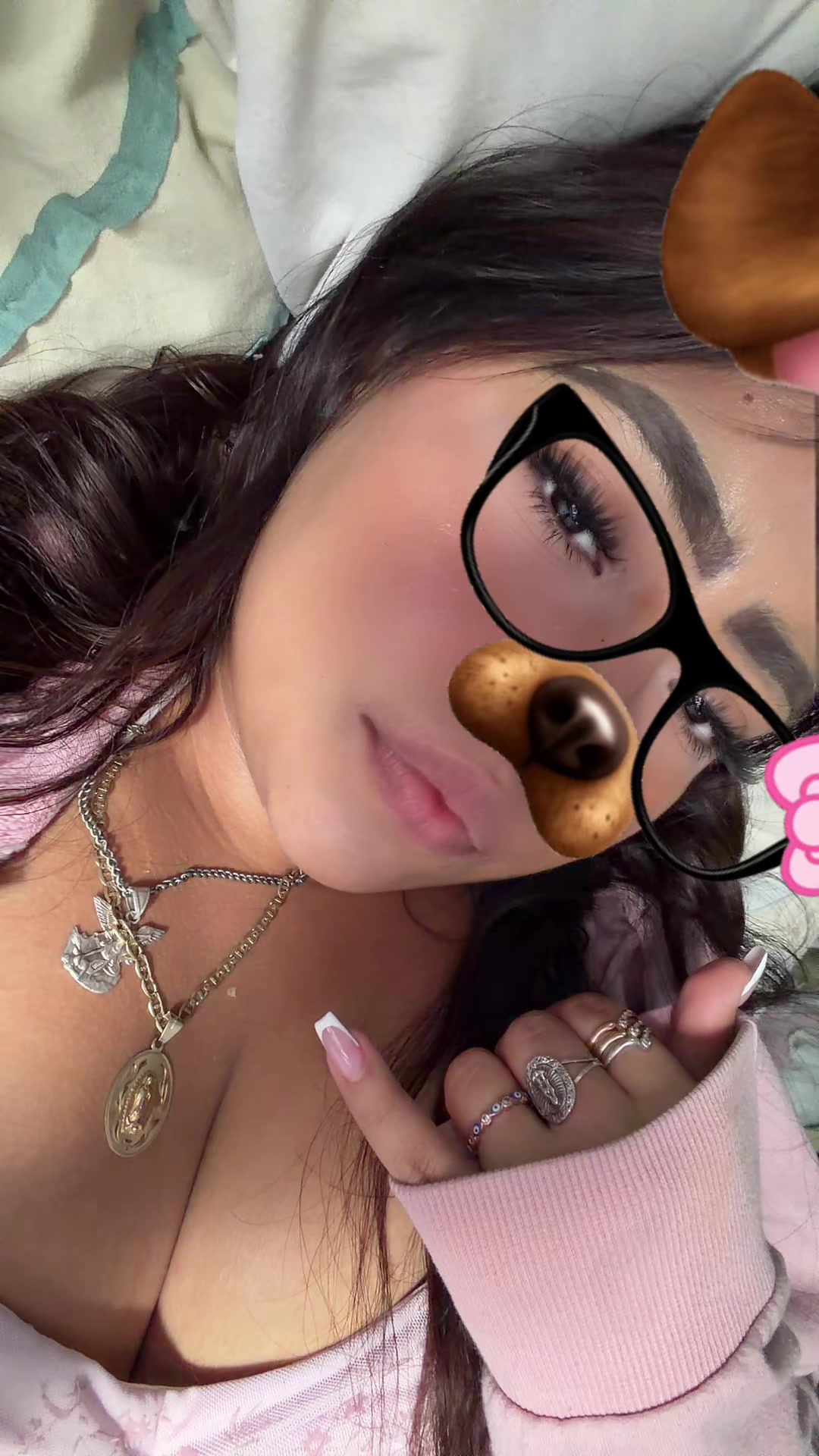 @𝔂𝓮𝓼𝓲🖤🎸🎤