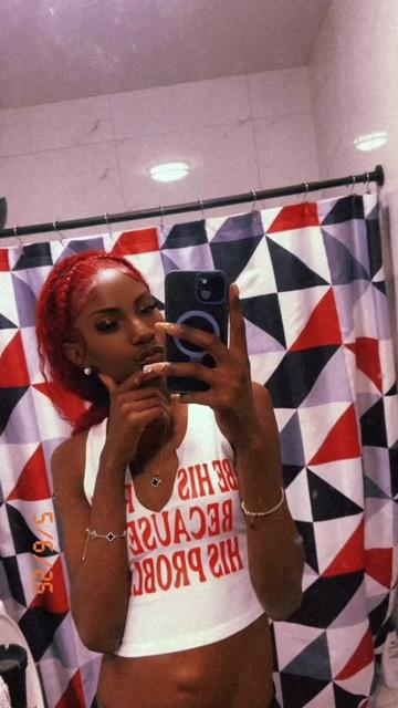 @R👑F&bull;FirstLadyyy👑