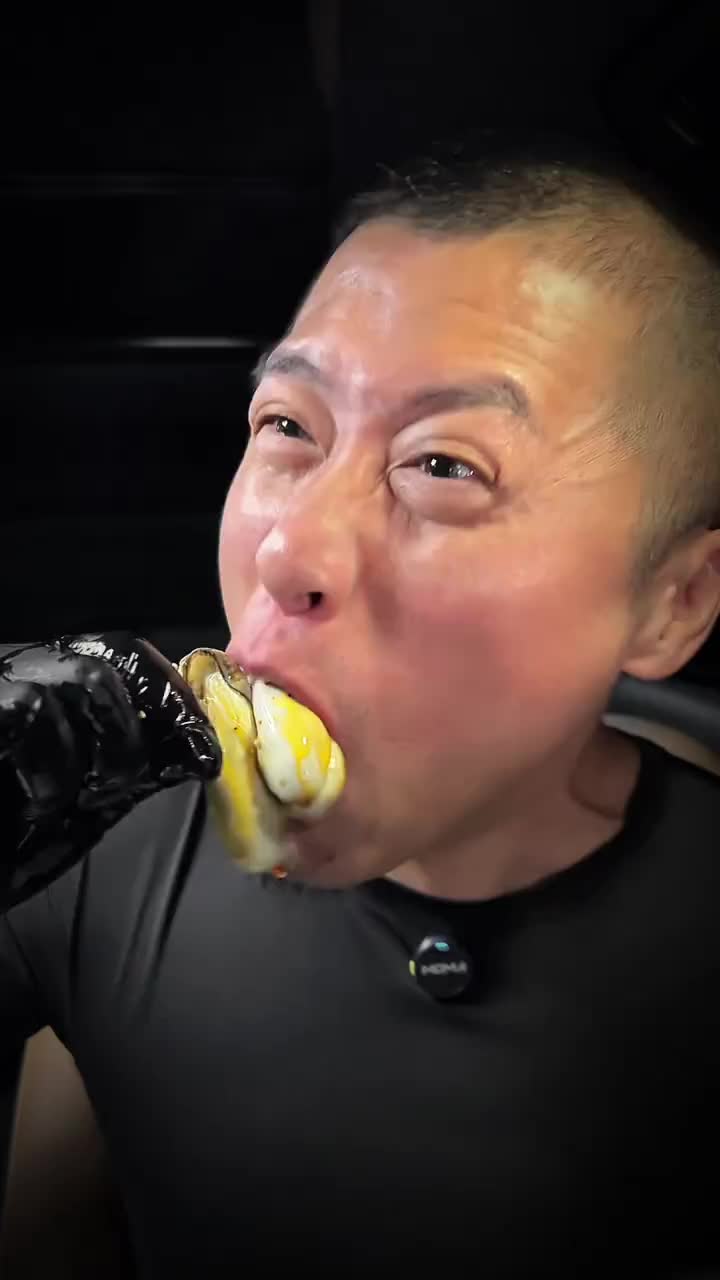 @MoMo