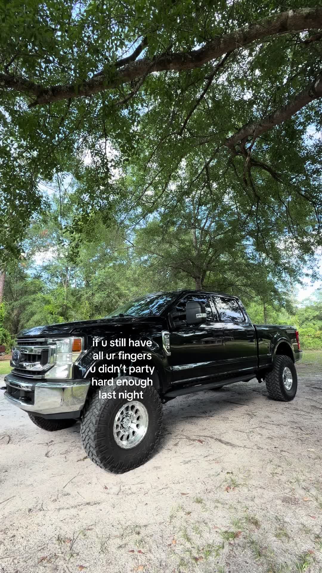 @️