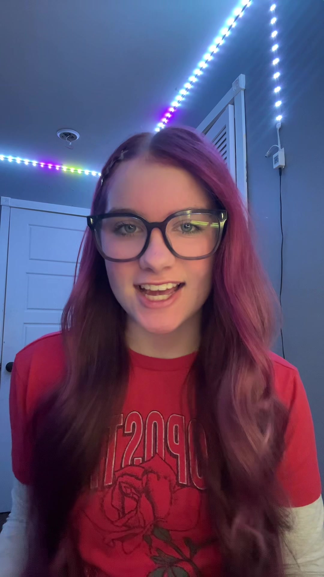 @🐝Raeleigh🐝