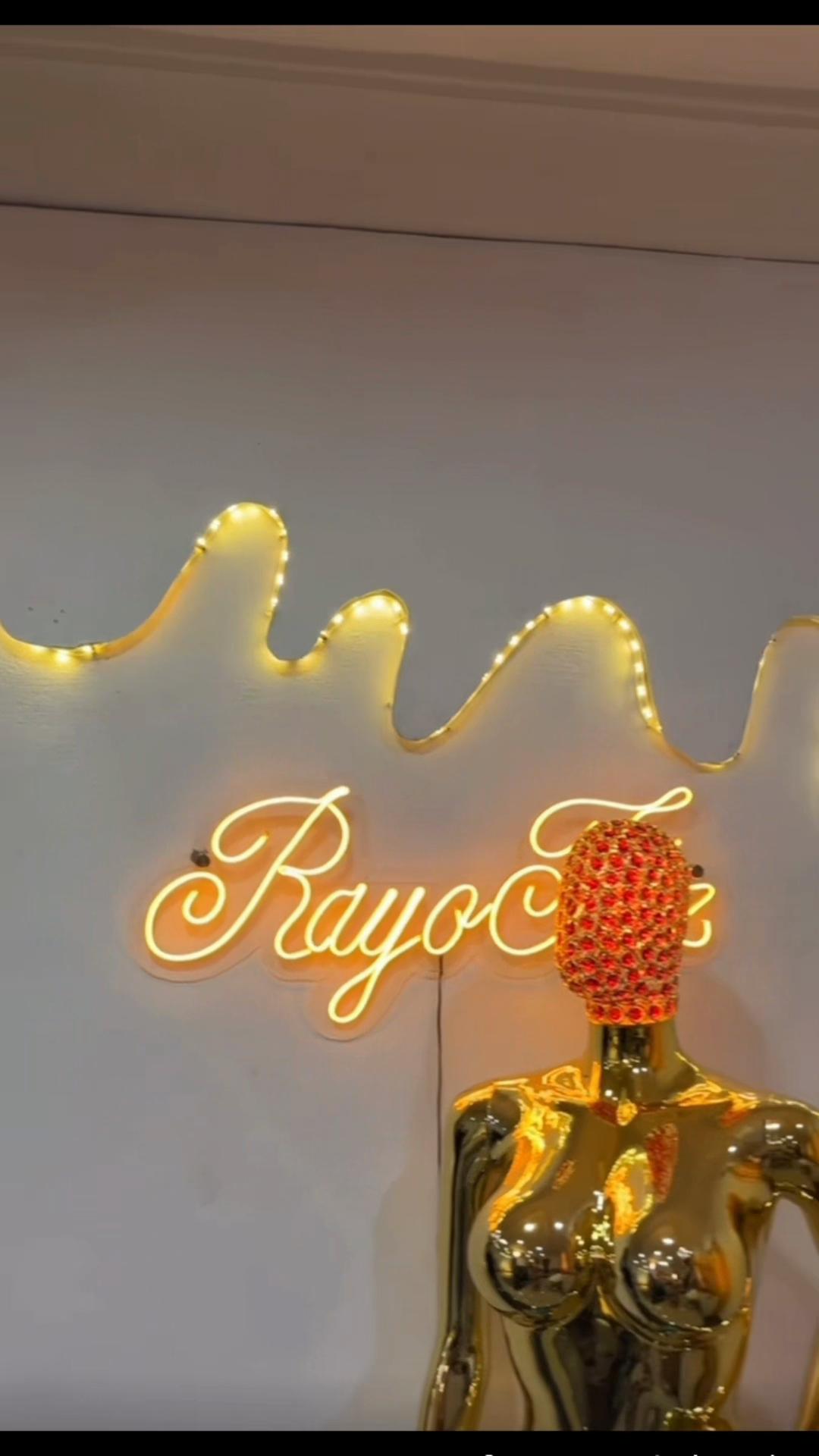 @Rayofitz Fashion house