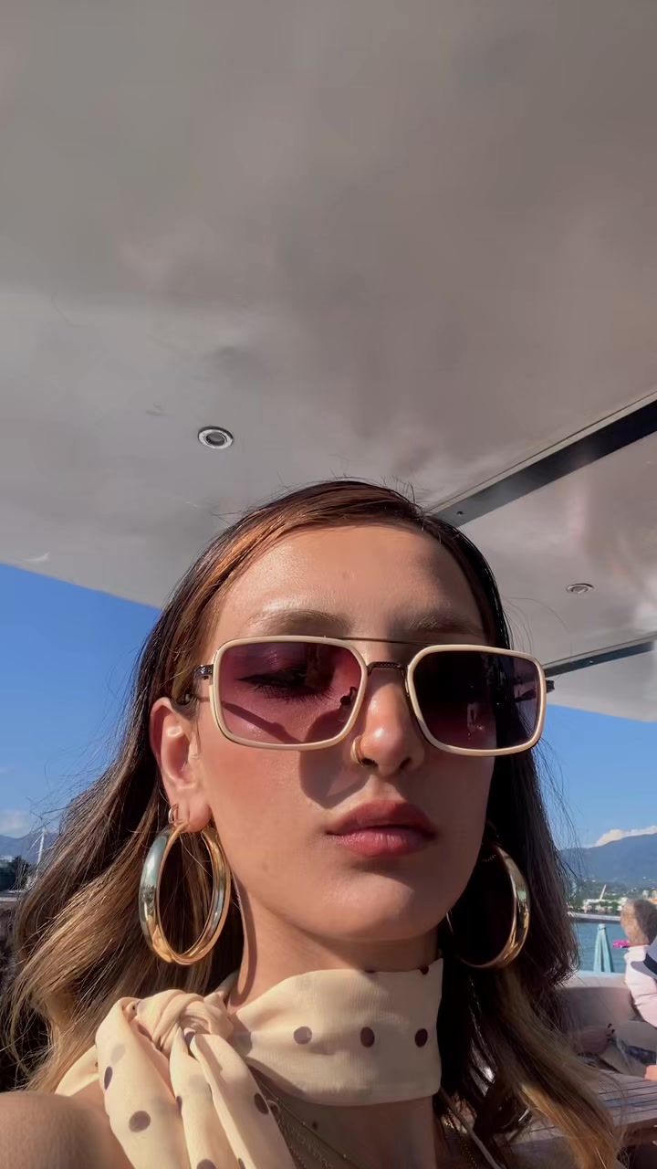 @areny.q