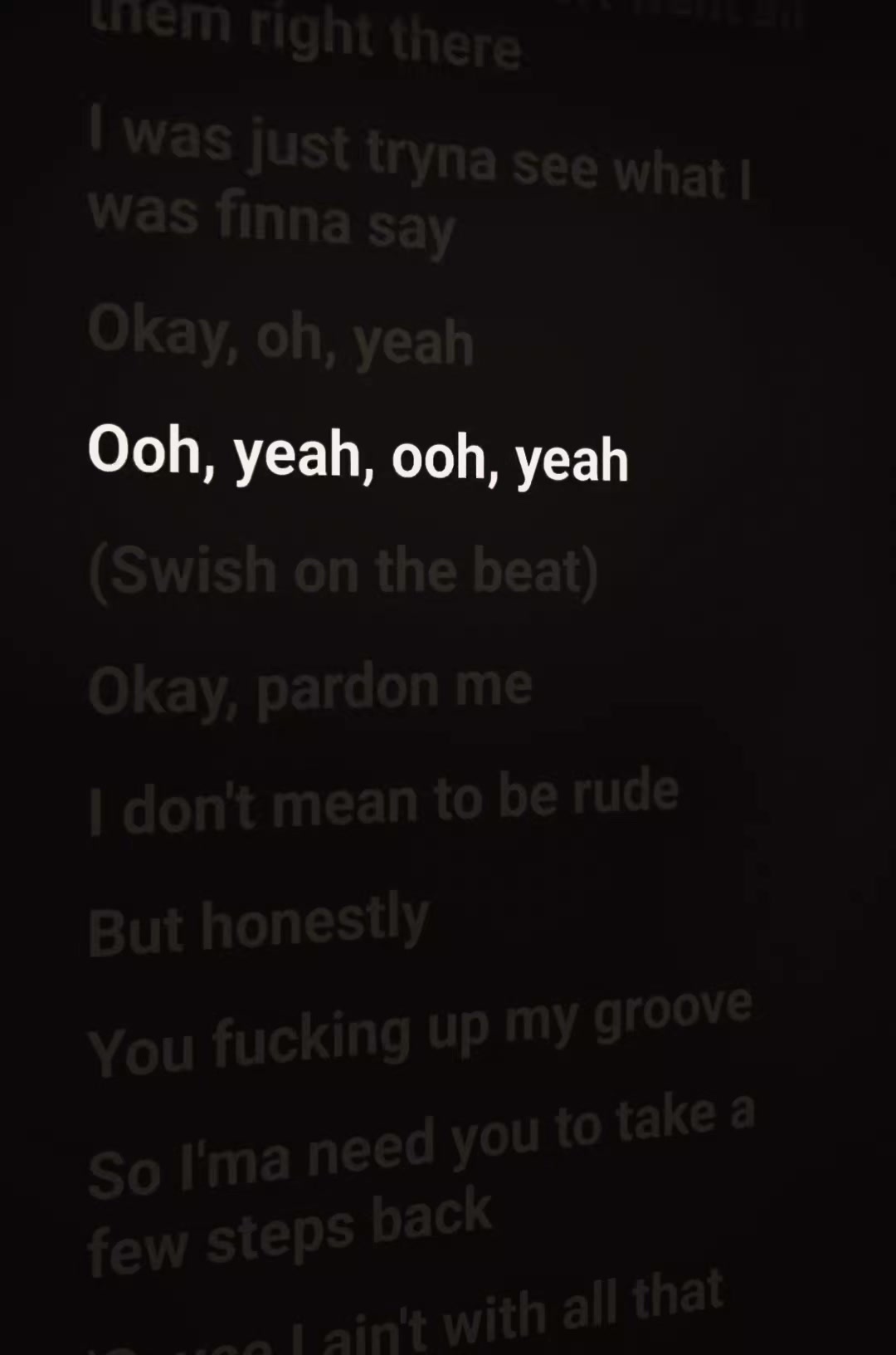 @🎧
