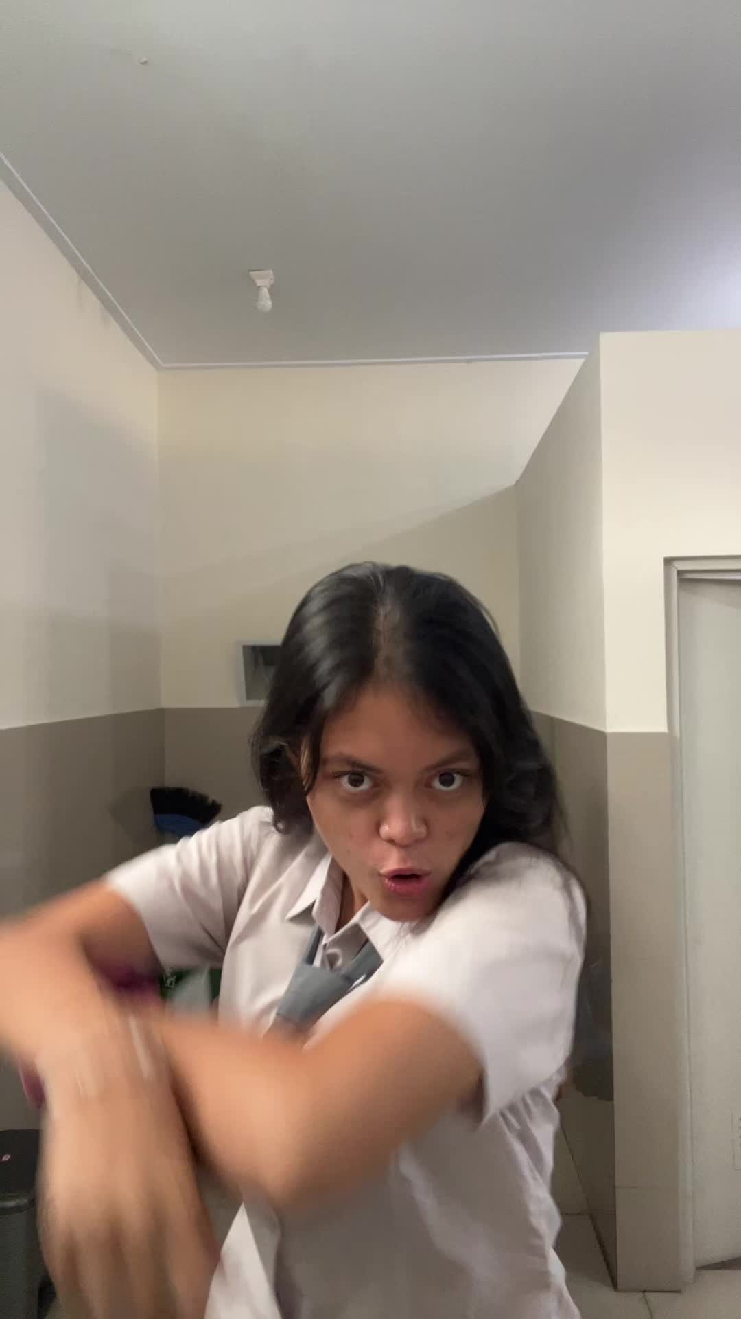 @c&ugrave;m&euml;k