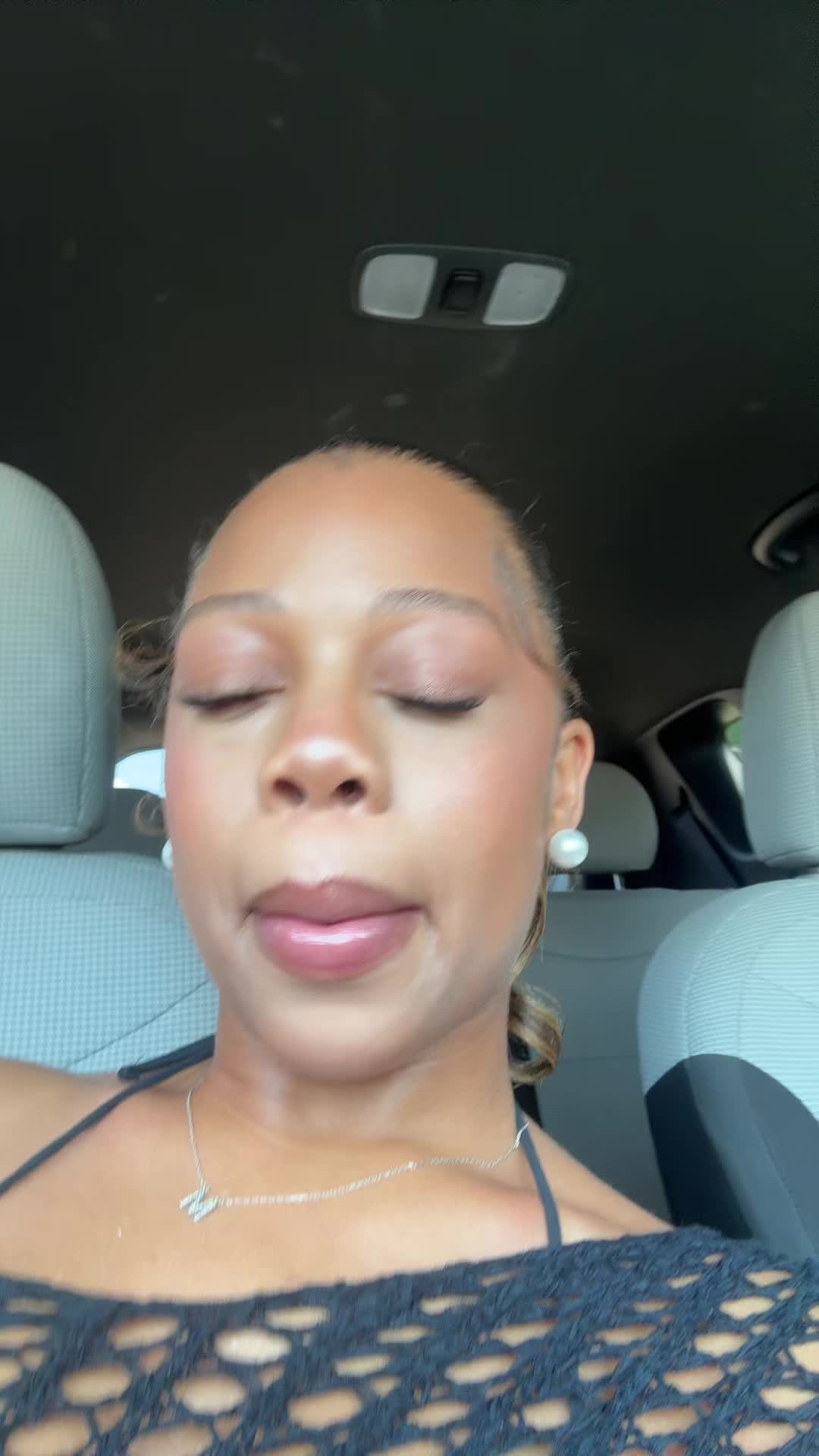 @yellowhoneysuckle