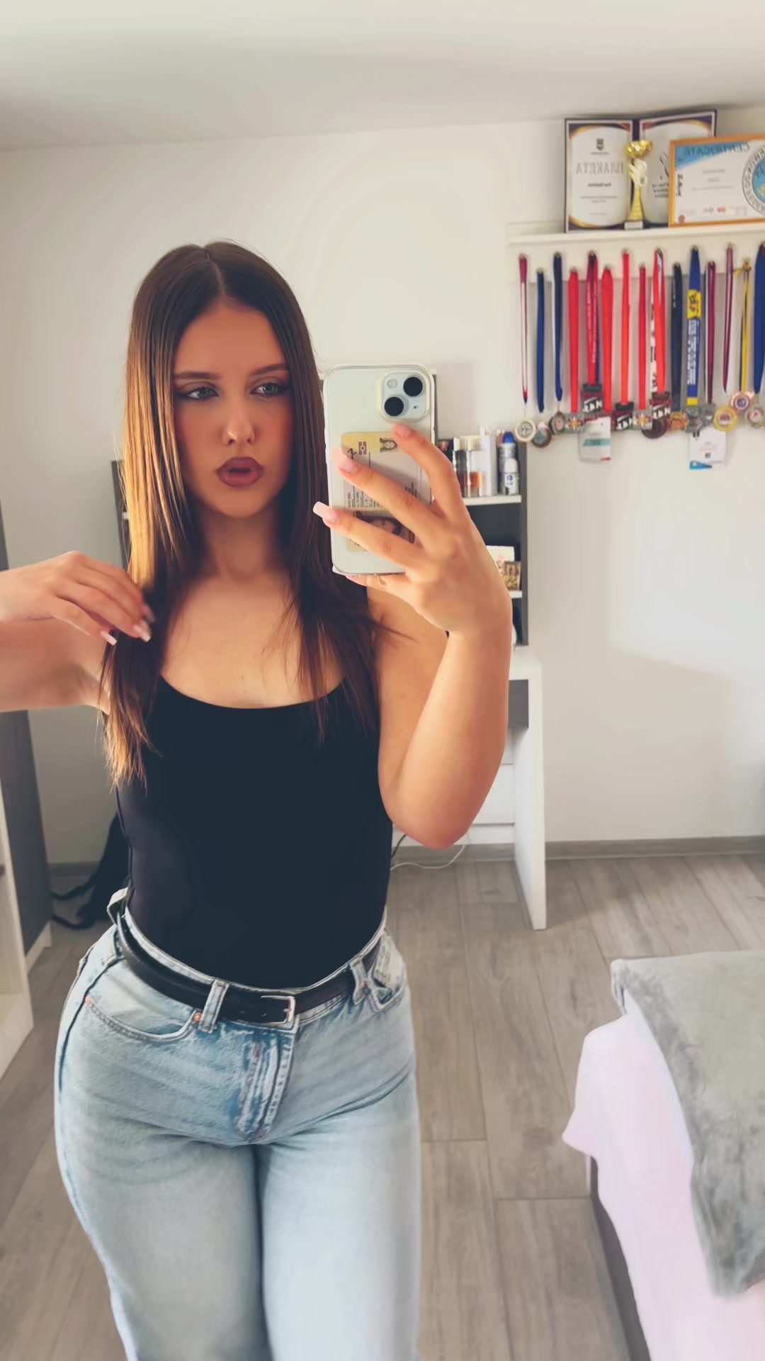 @𝒜𝓃𝒿𝒶