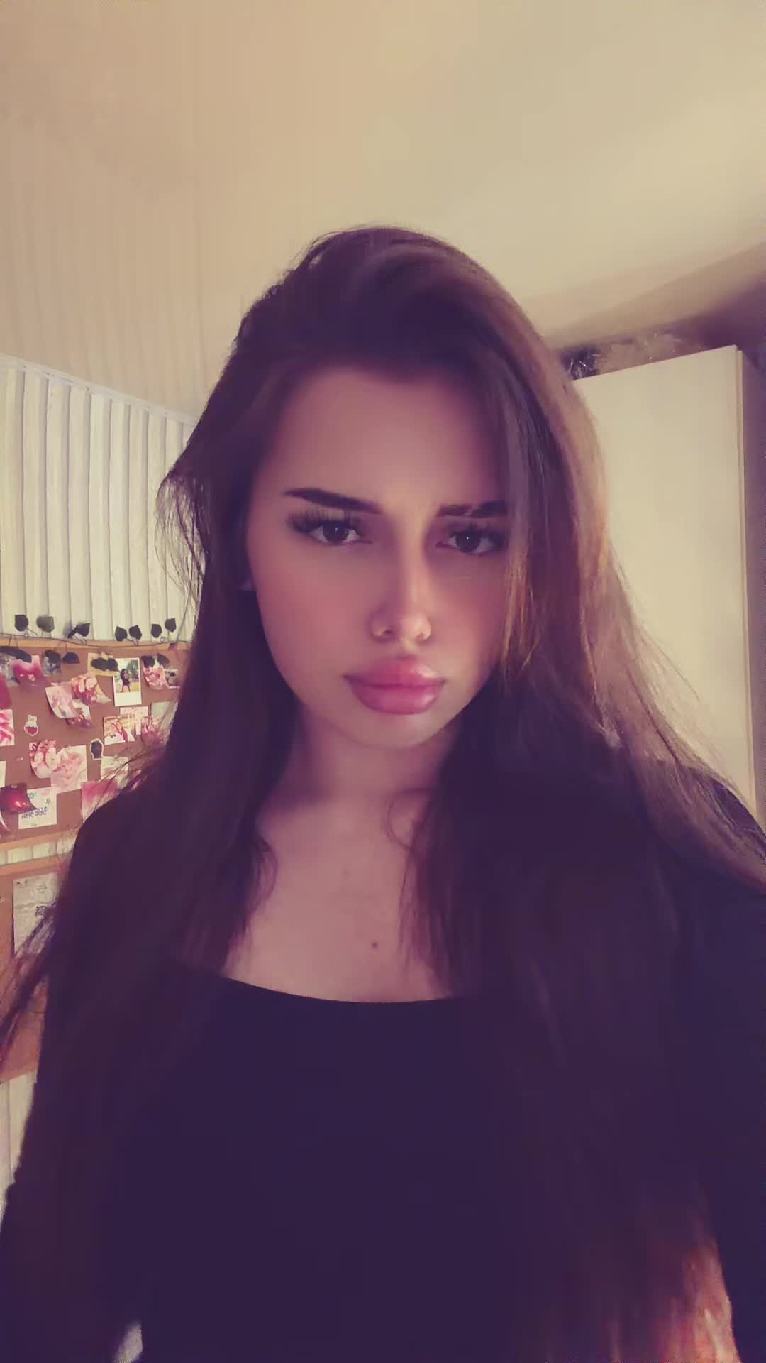 @лисова