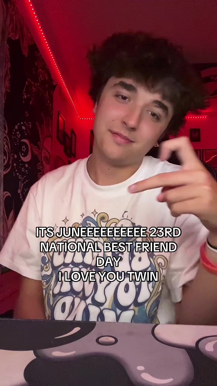 @T