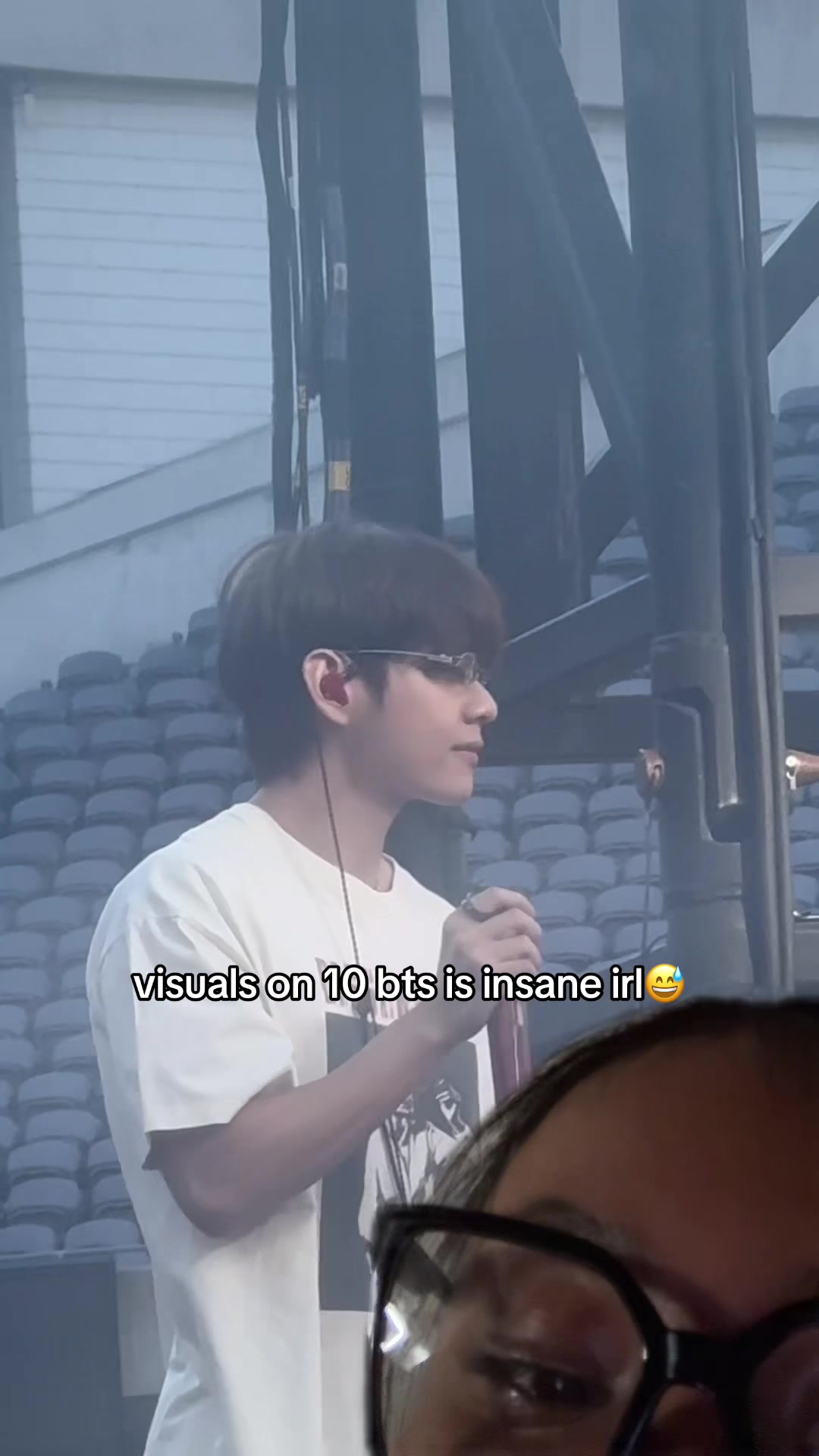 @୨୧⁷