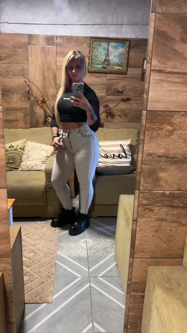 @Paola