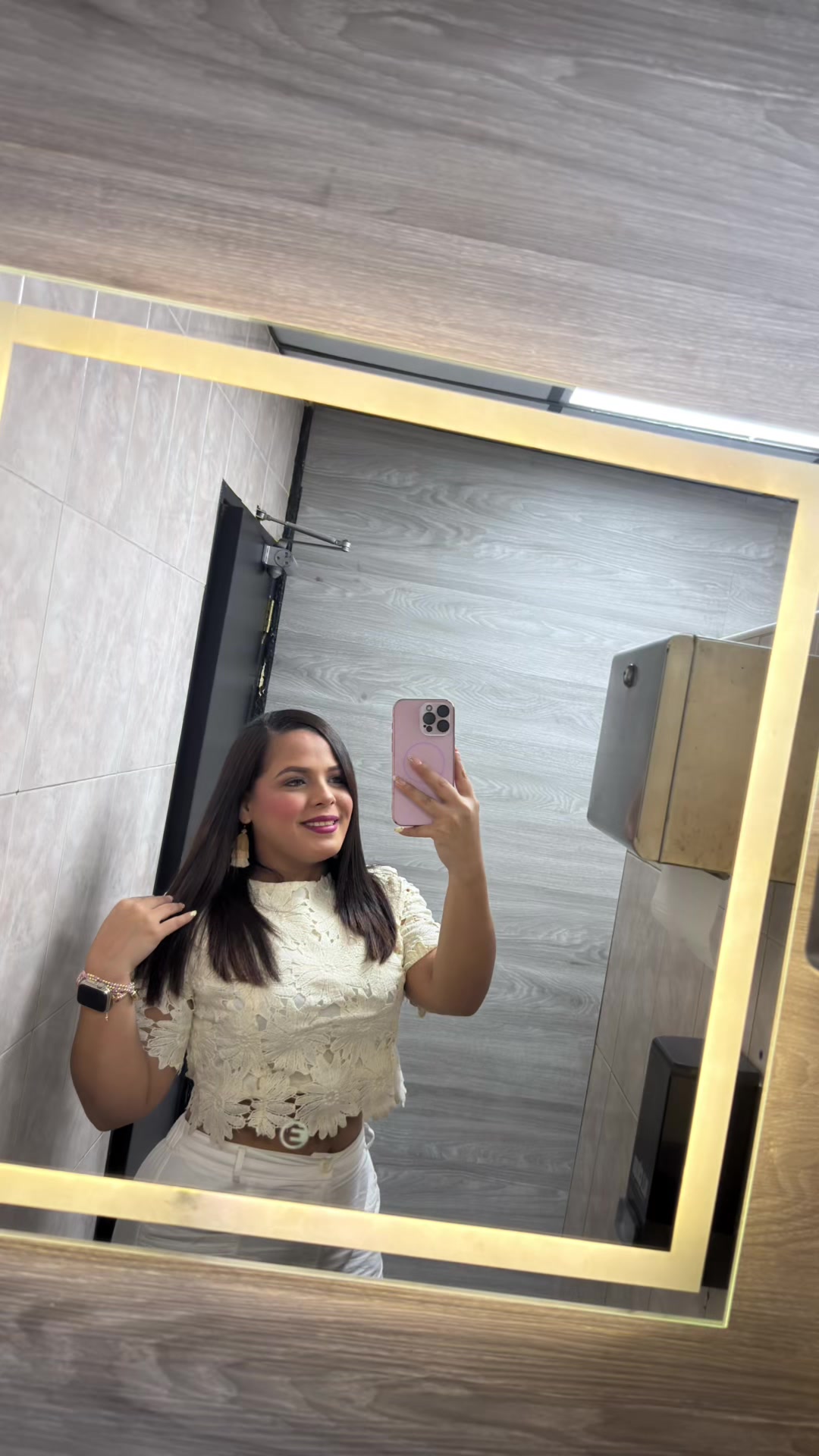 @Nis💋✨