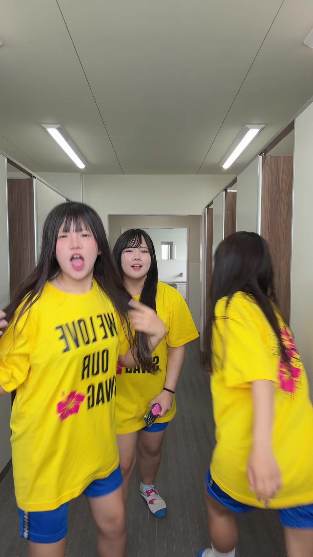 @アヤ