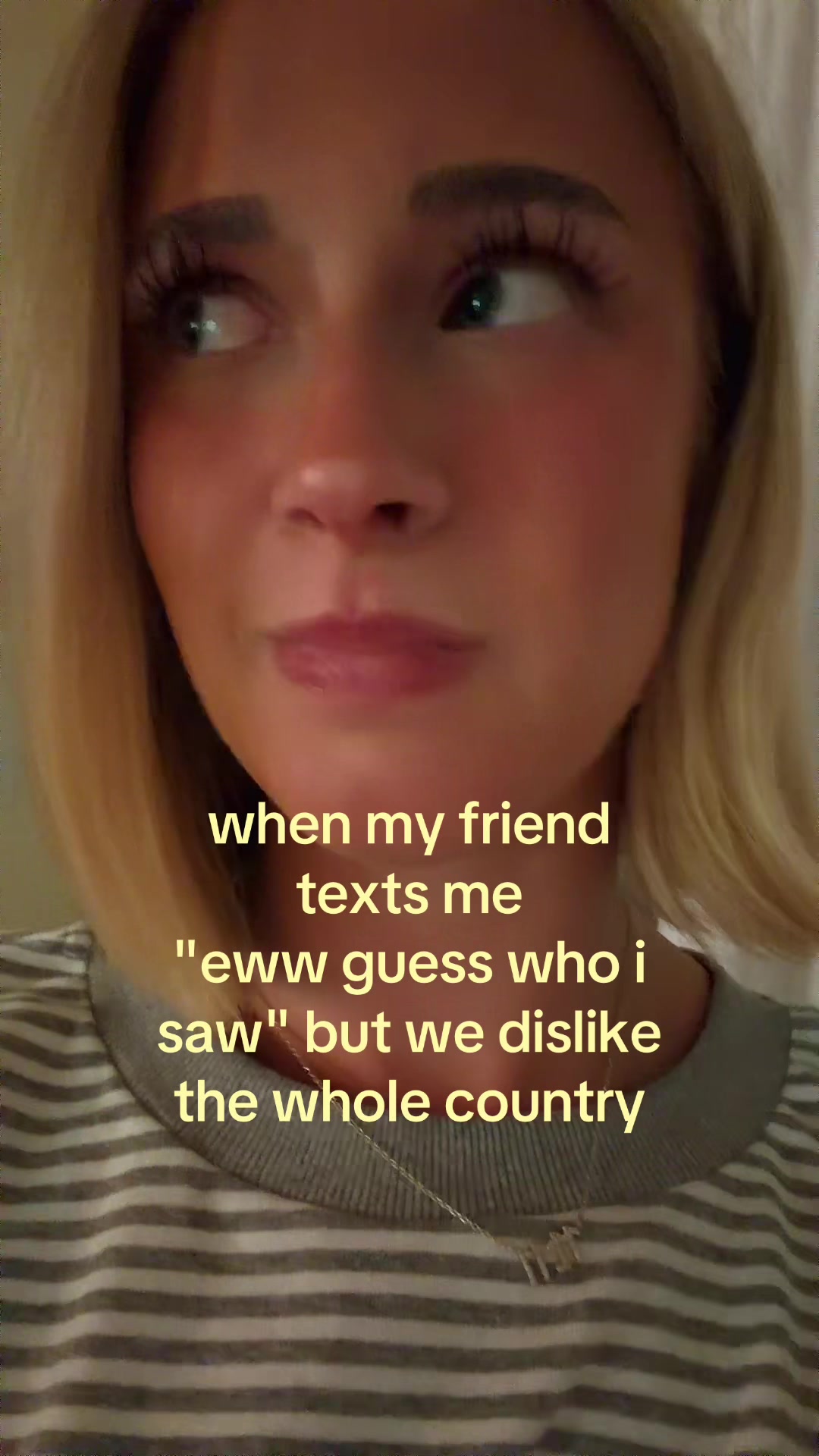 @theelliebarker