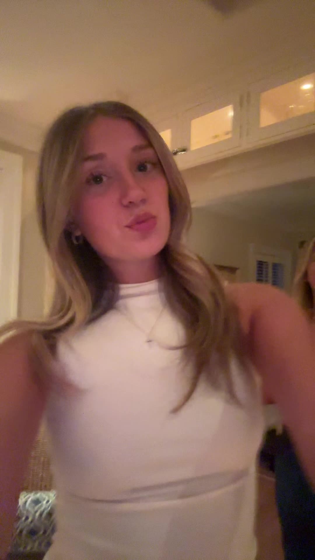 @izzyyyrusso