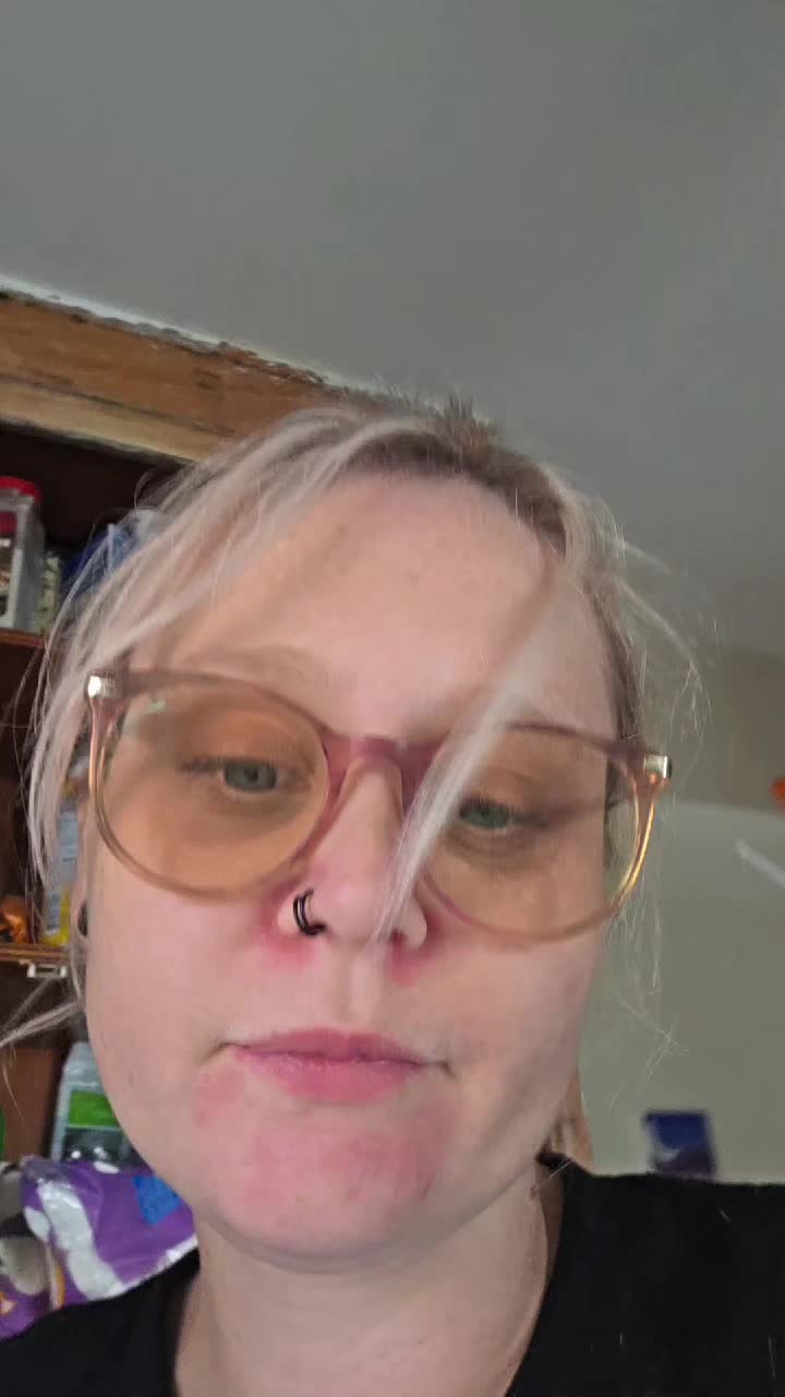 @EmieWonders