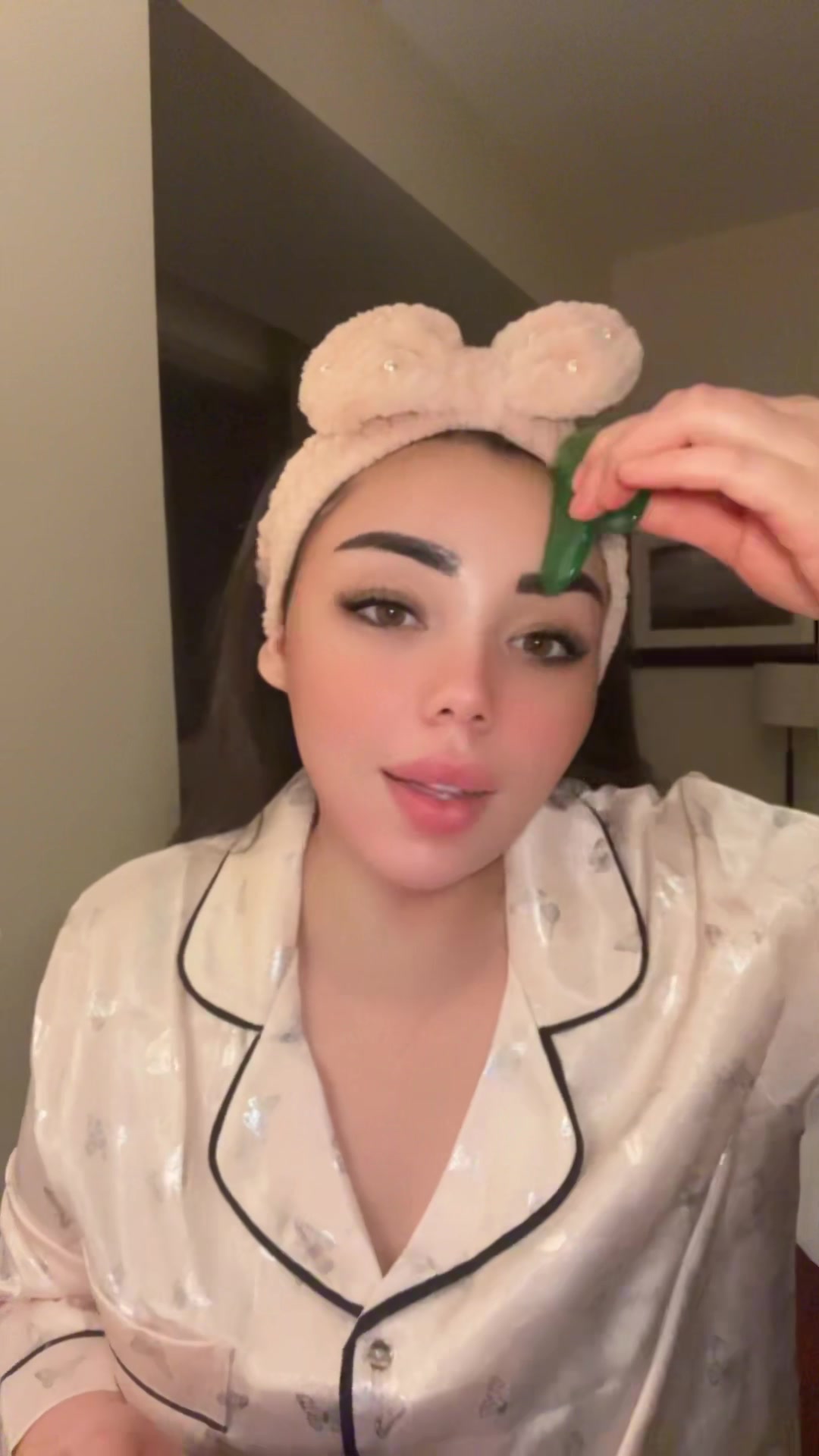 @🫦 شموع🕯️