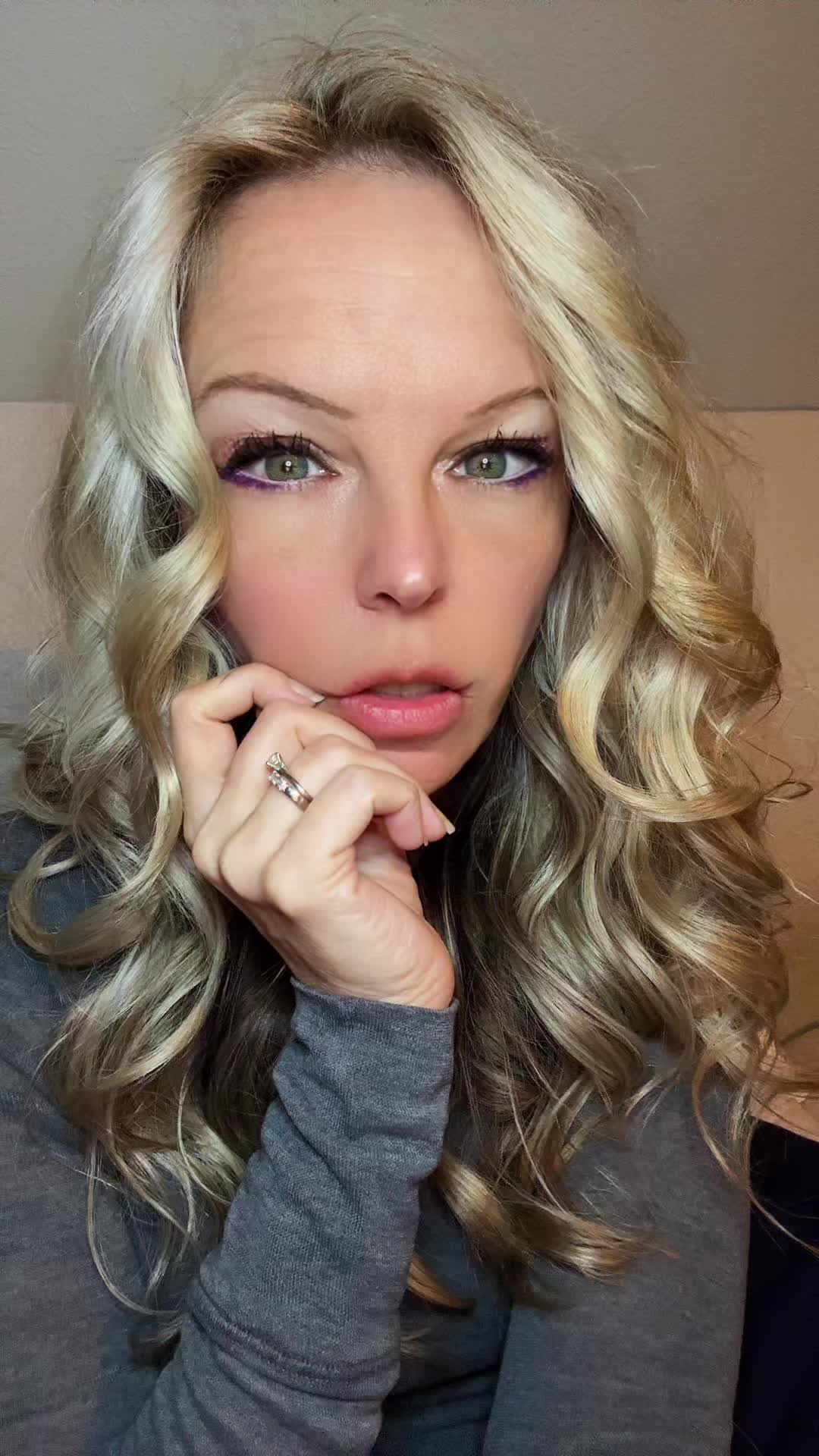 @Ifeellikeimbeingfollowed