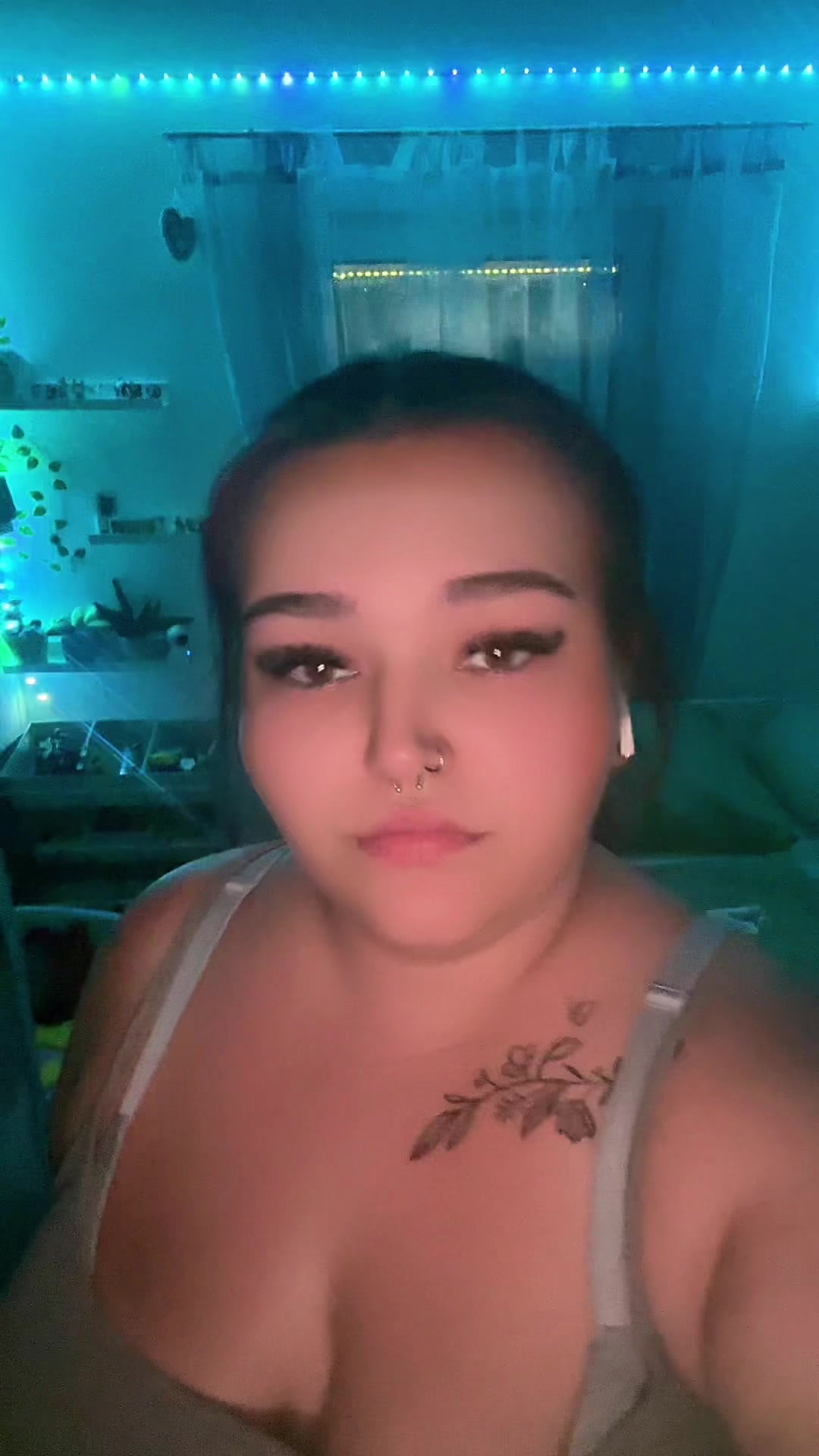 @Sophia