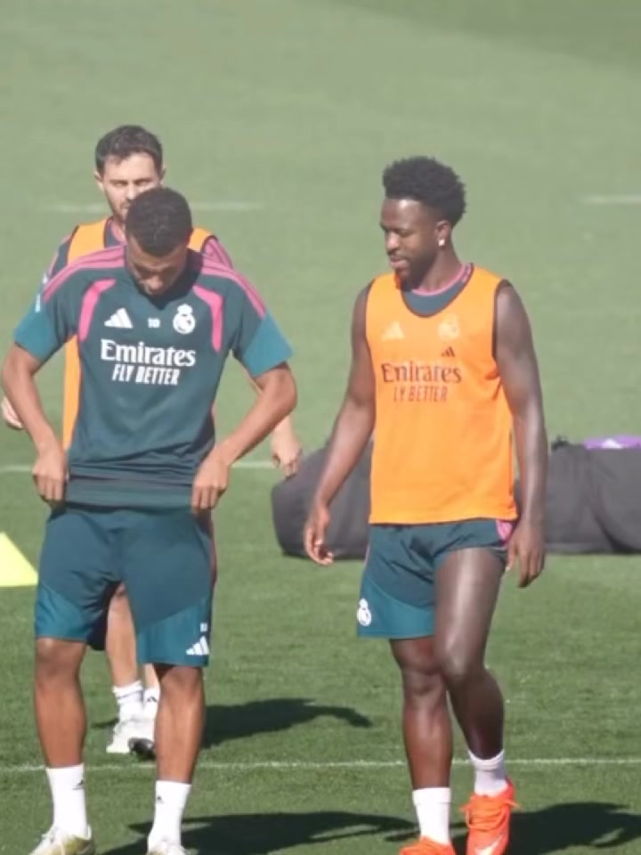 @RODRYGO_¹¹⚪️
