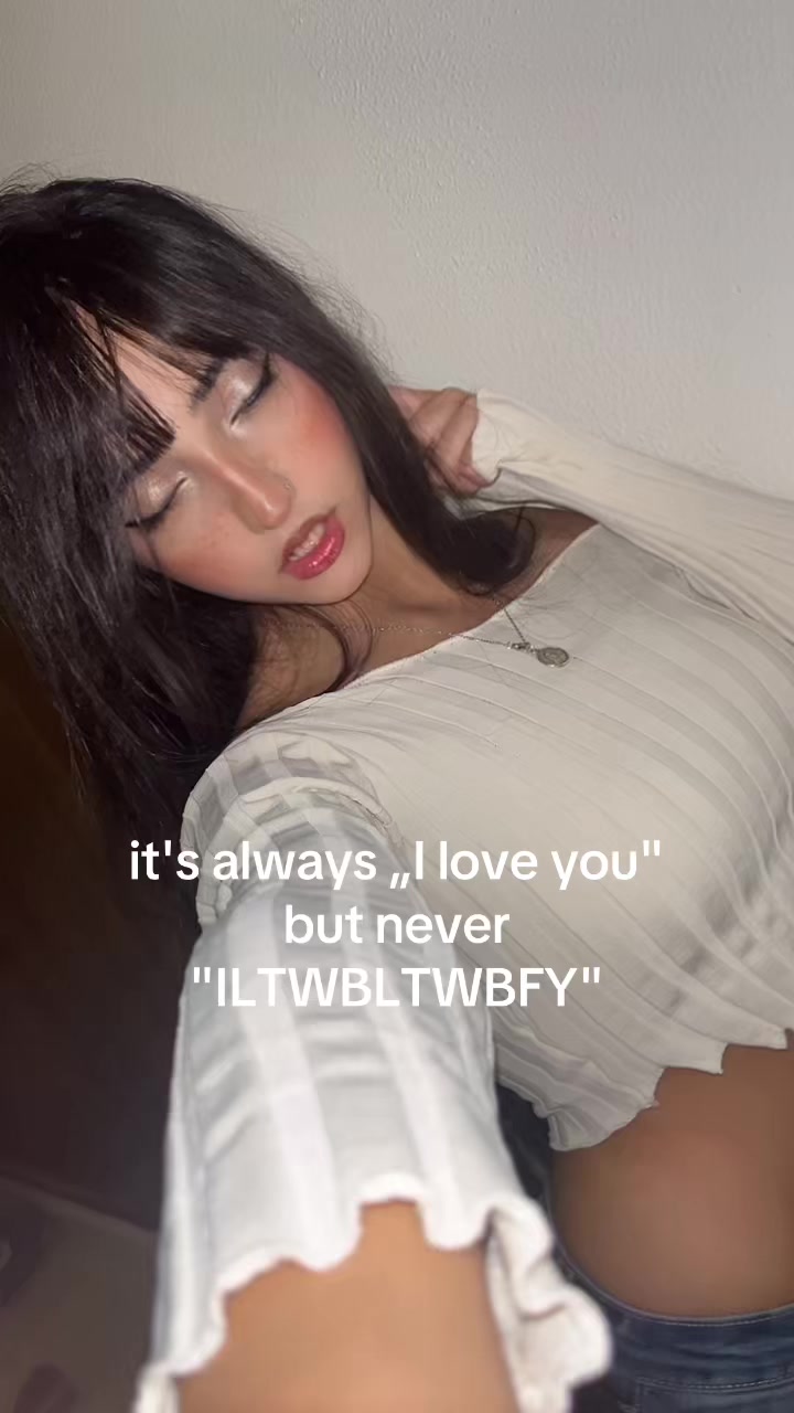 @🐚