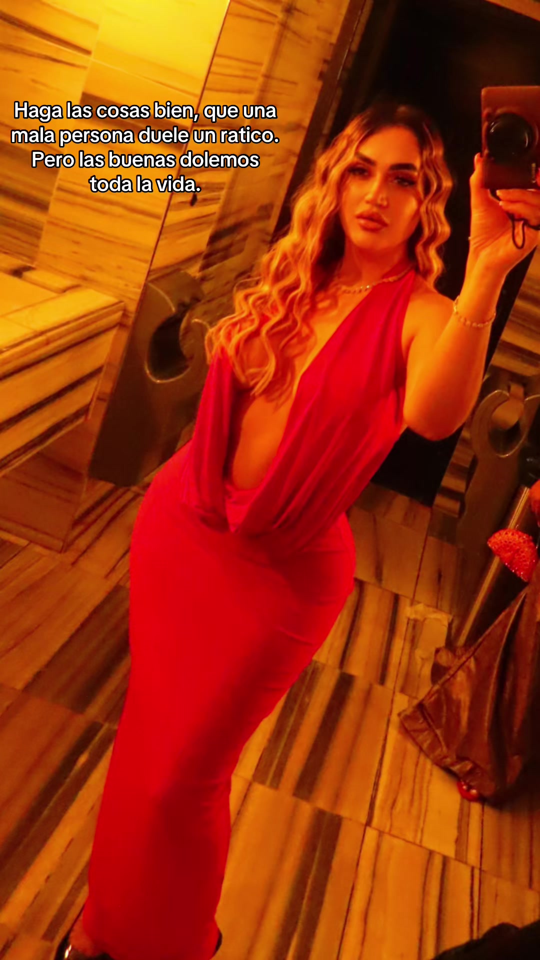 @anabella