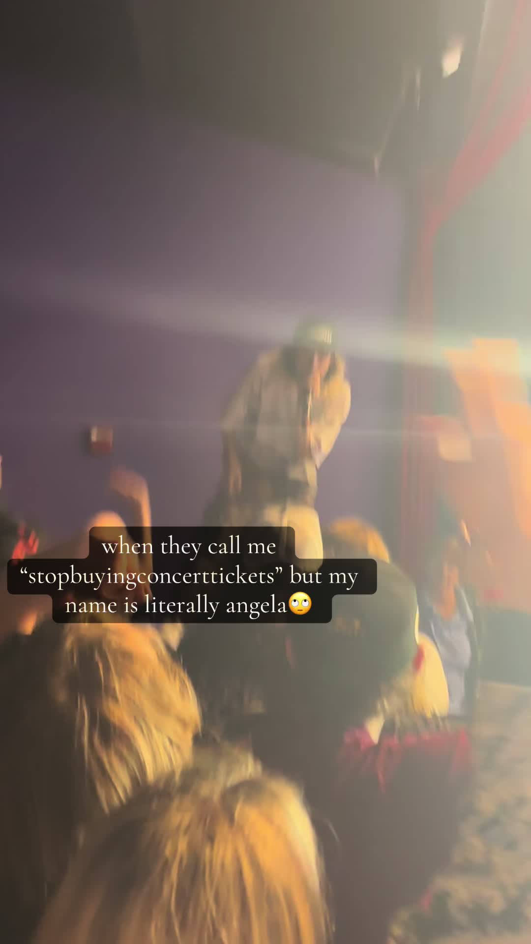 @angela⚰️