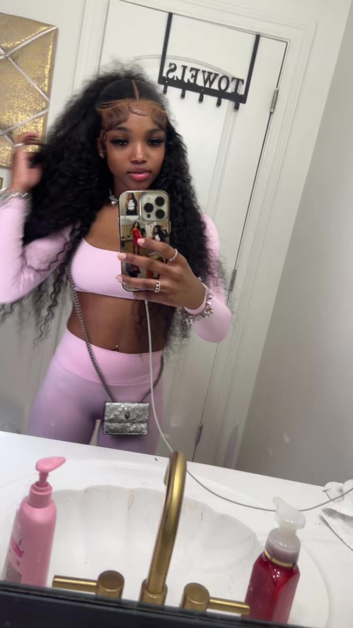 @alexiusrenae 🧟&zwj;♂️